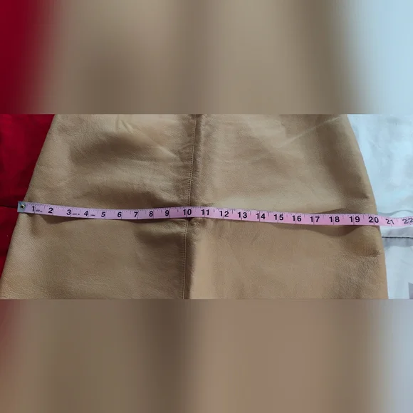Newport News Tan 100% Leather Mini Skirt size 14 - Picture 5 of 6